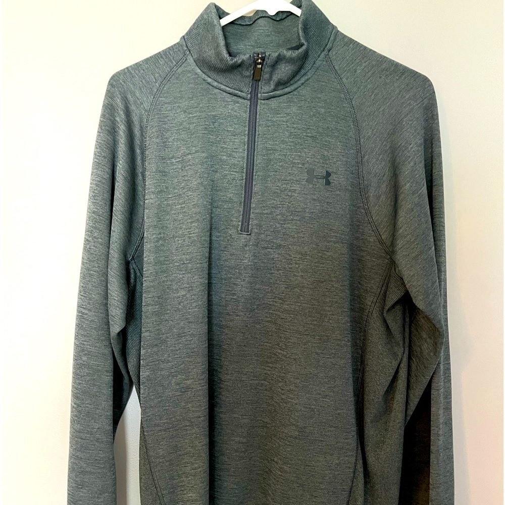 Men’s size large 1/4 zip Under Armour pull over. Cold Gear